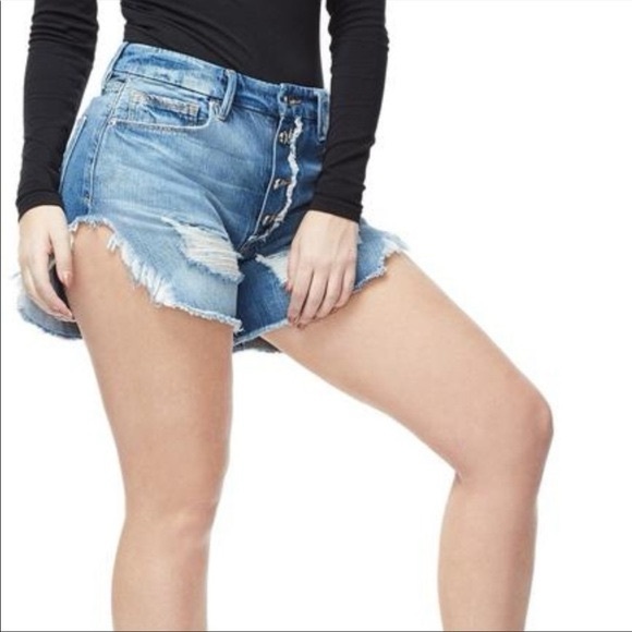 Good American Distressed Boyfriend Jean Shorts Size 8/29 - Picture 3 of 13